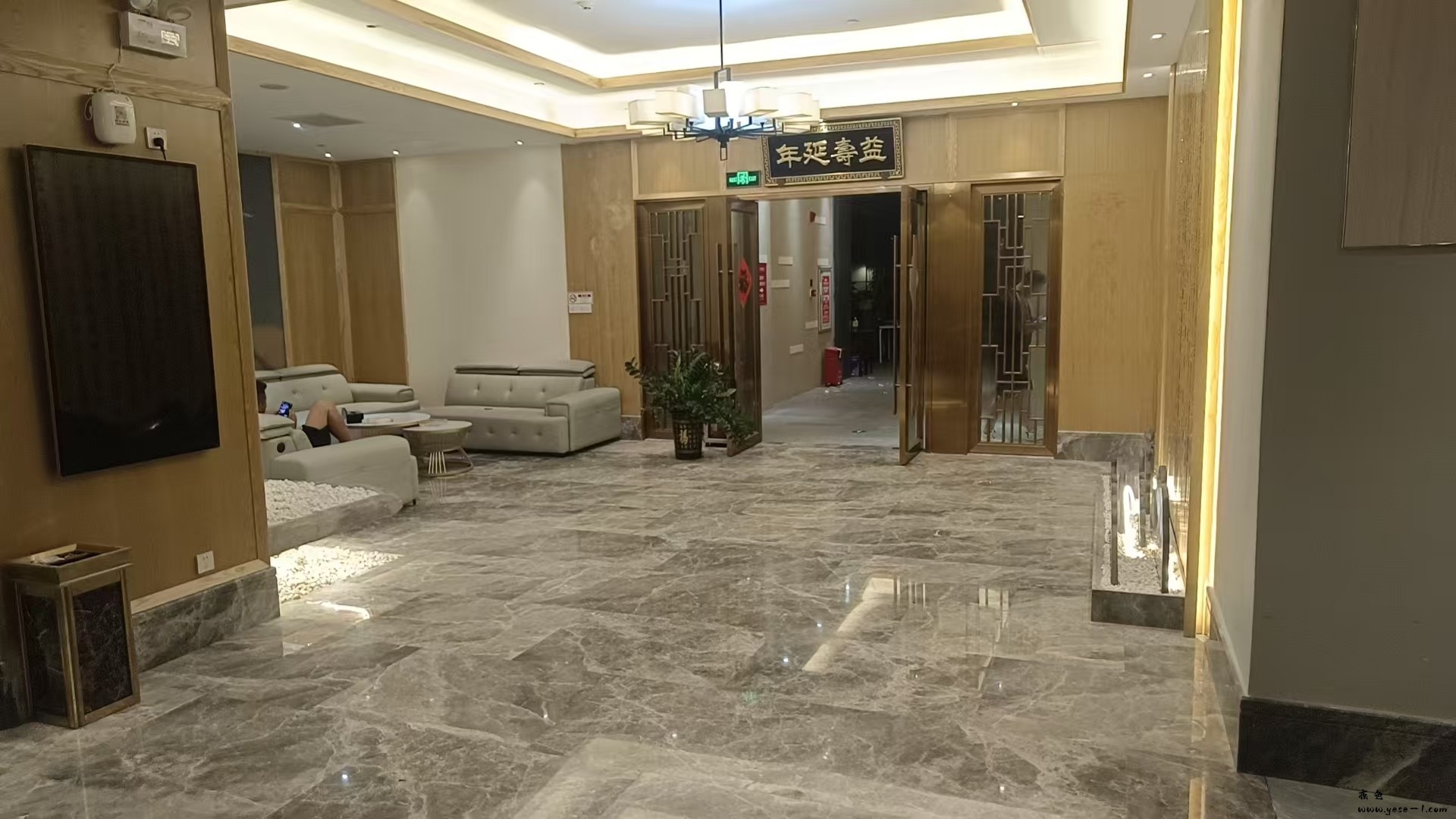 7f456563-16e8-48ba-96ee-05fb8d1a456f.jpg